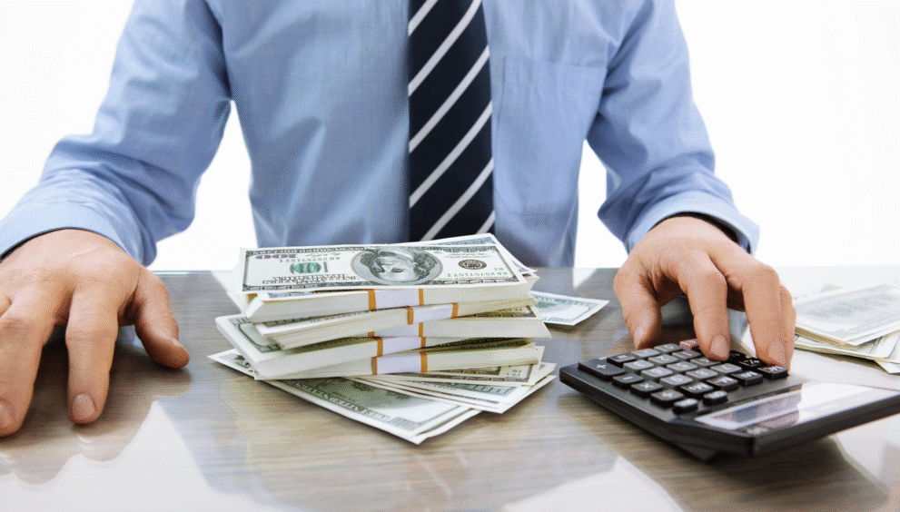 How Banks Decide if You Qualify for a Loan